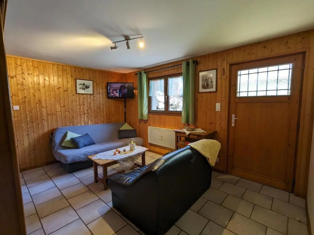 Chalet spacieux à Rochesson, près de Gérardmer, avec garage, cheminée, WIFI et équipements complets - FR-1-589-167