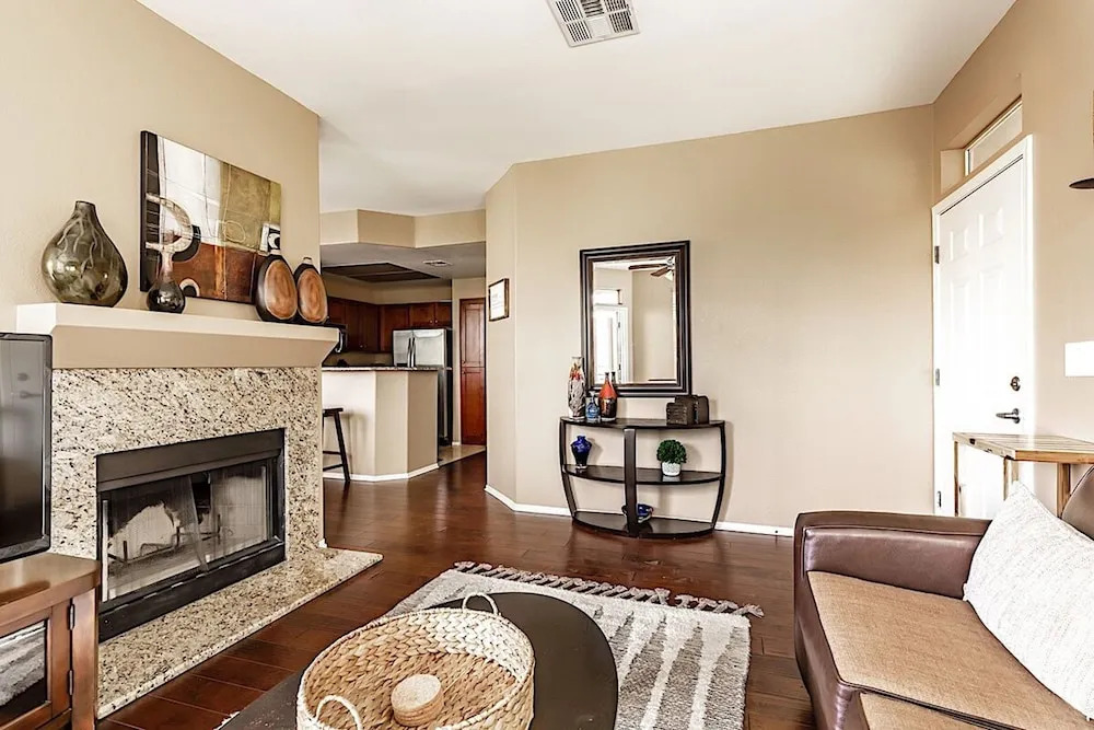 Desert Willow Walk Condo 2BR by Casago