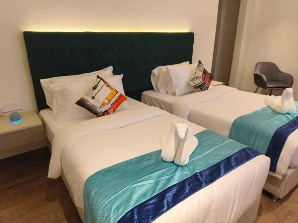 World Inn Hotel