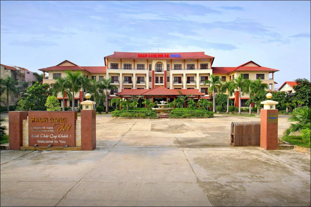 Bach Dang Hoi An Hotel