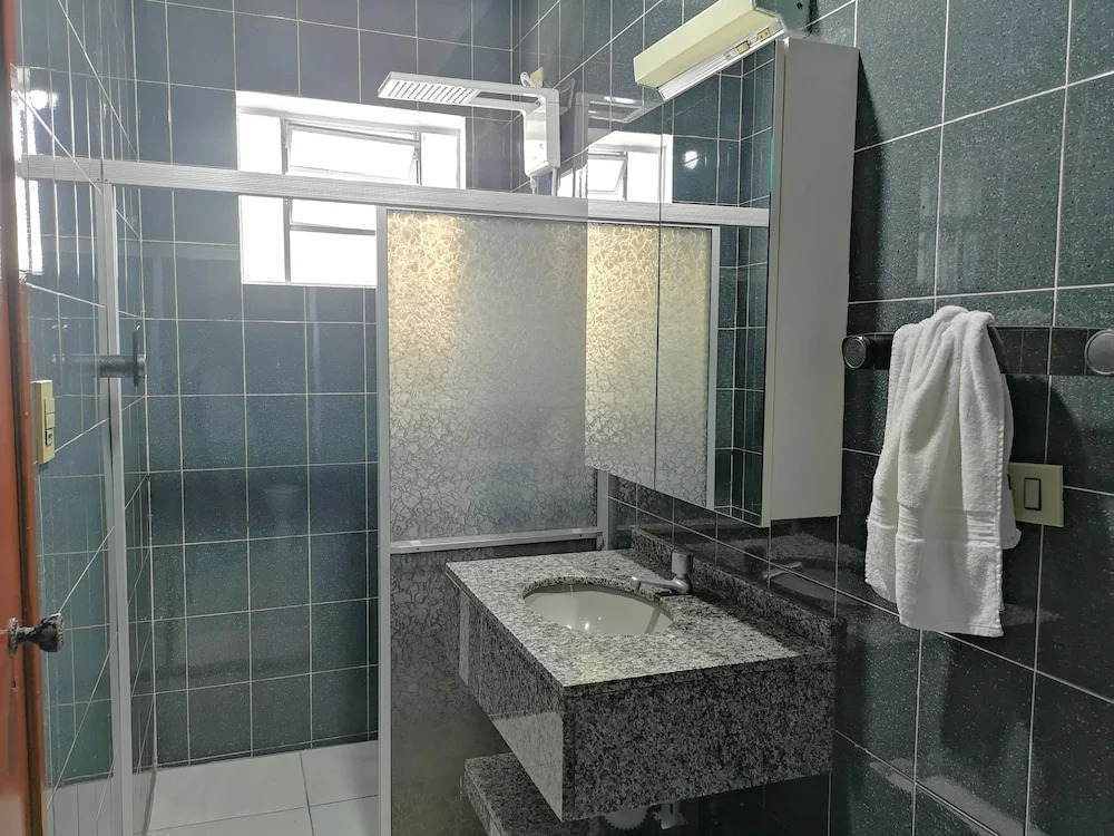 Residencial Las Rocas I