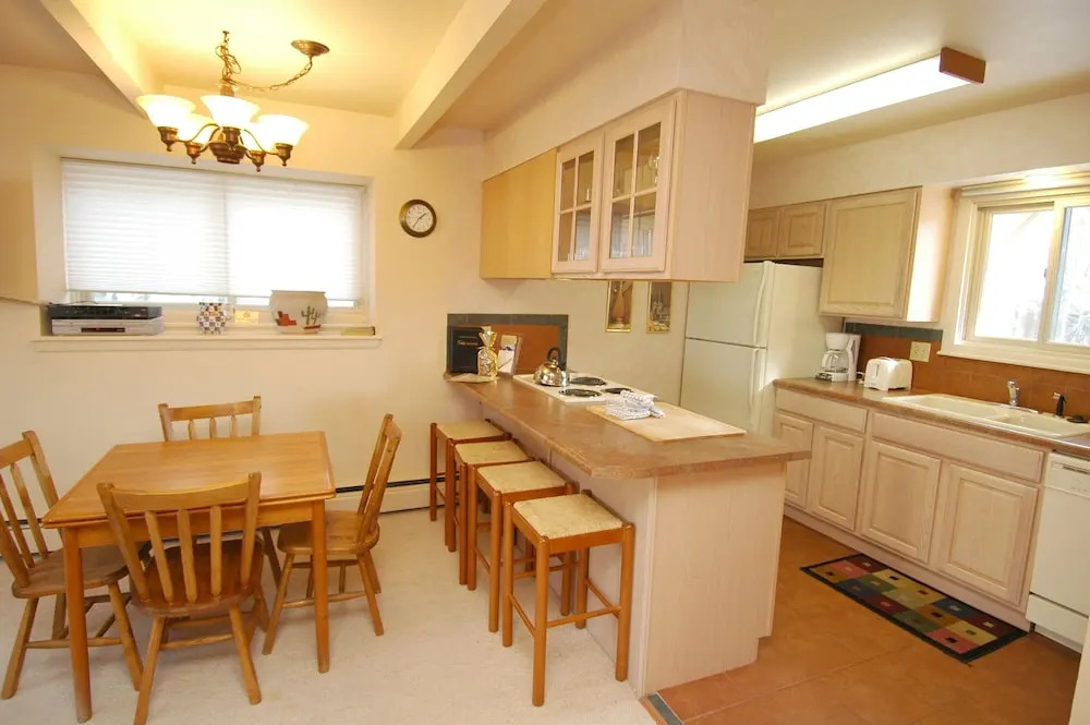 Aspen Townhouse East Unit 7