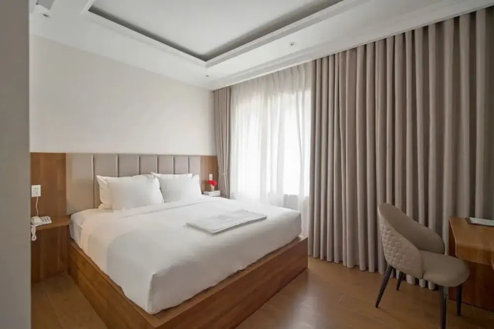 Lyns Hotel