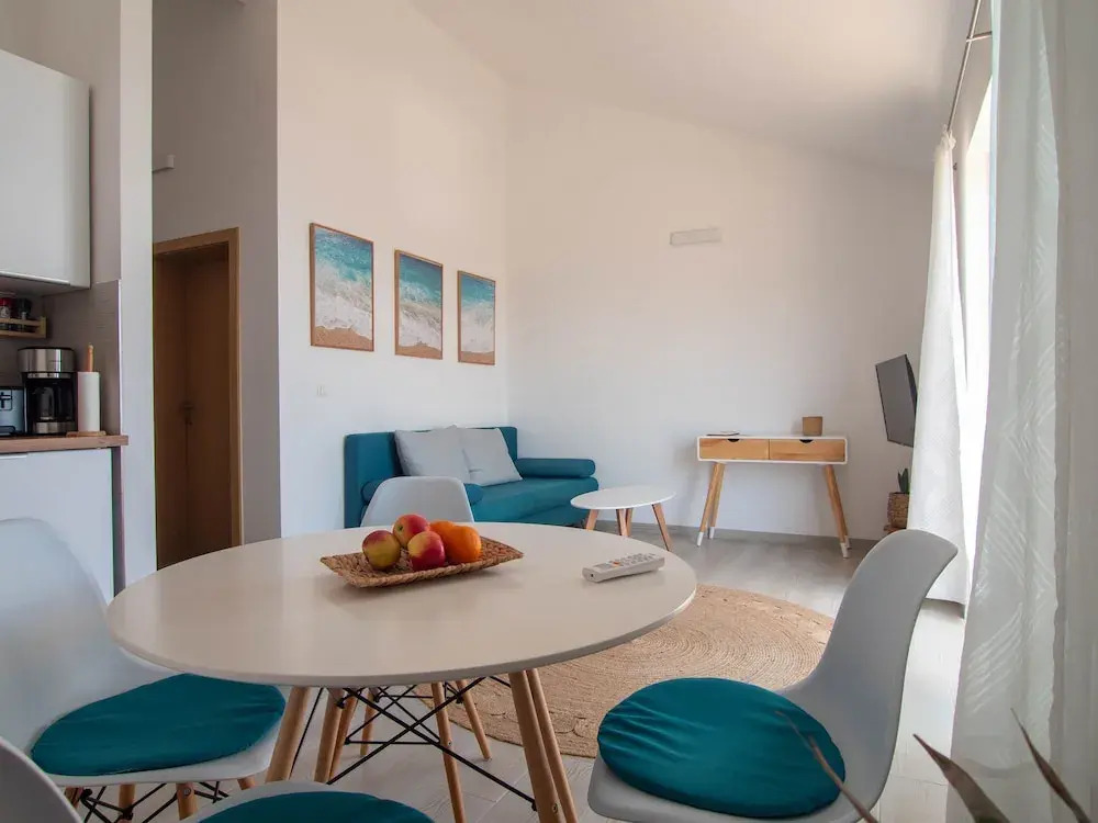 Sunny Apartments