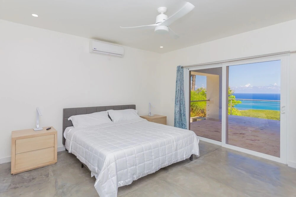 Casa de Cristal House 4 Bedrooms 3.5 Bathrooms Home