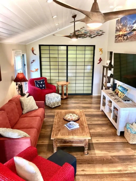 Private Kaanapali Cottage / Walk To The Beach/Serene Gardens cottage