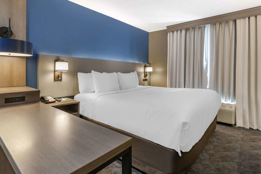 Comfort Inn & Suites Shelbyville