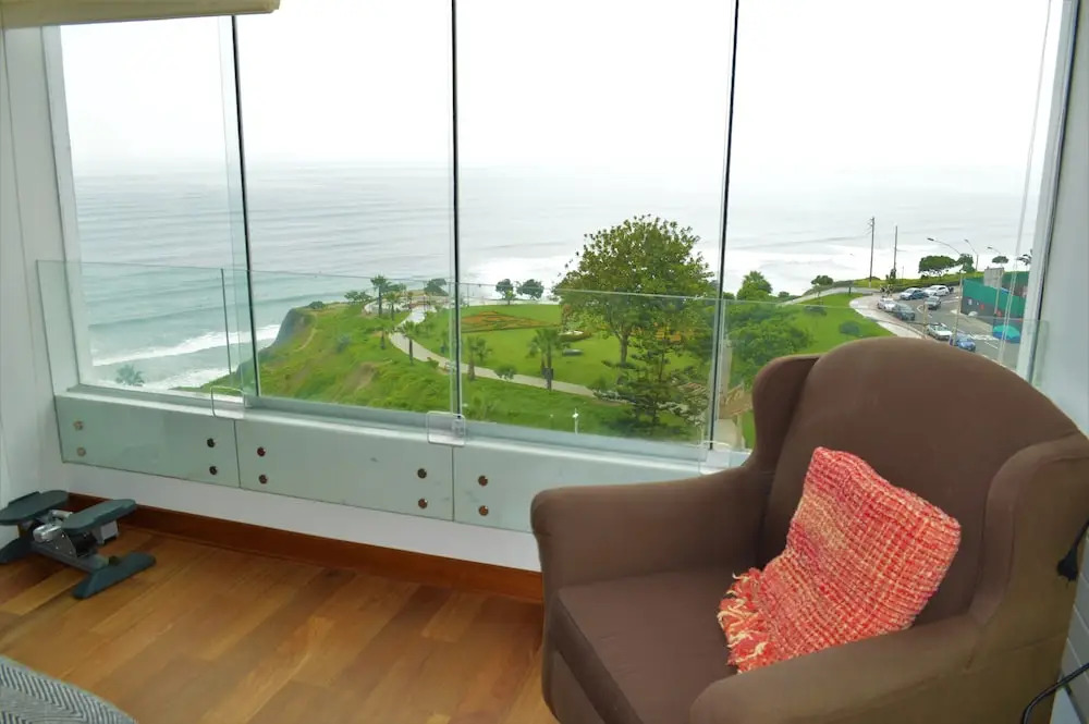 Modern Miraflores Apartment Ocean View