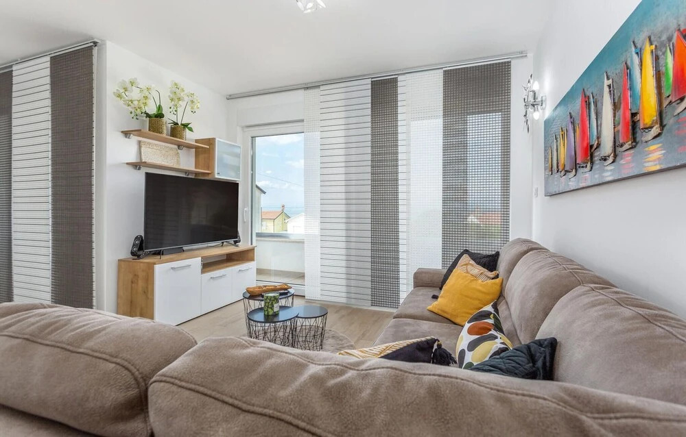 Awesome Apartment in Vantacici With Wifi and 2 Bedrooms