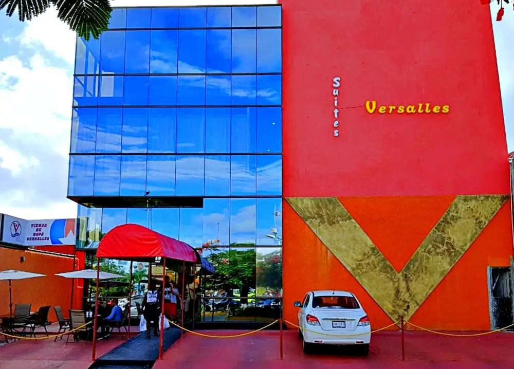 Hotel Versalles Suites