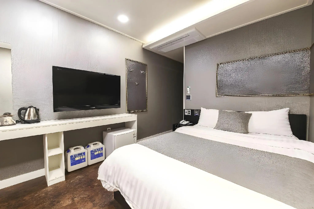 Major Hotel 2