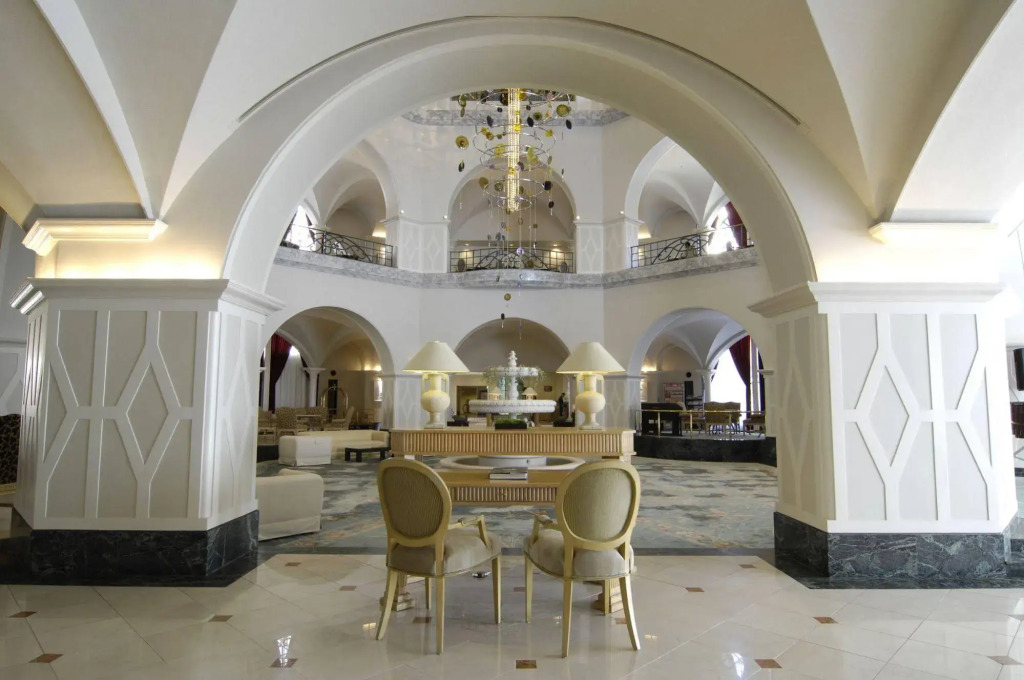 Royal Oak Hotel Spa & Gardens