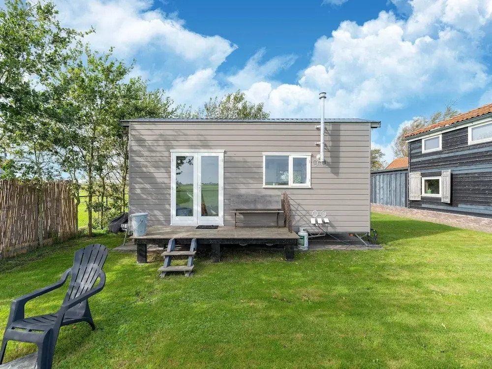 Holiday Home in Burgerbrug Near the Beach