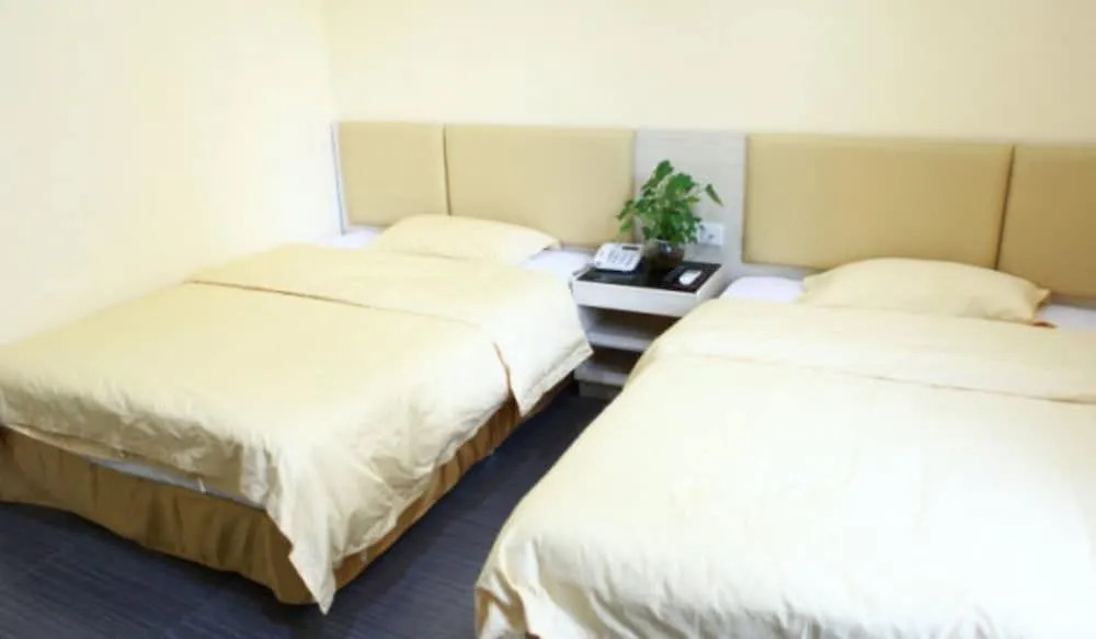 Guangzhou Baiyi Hotel Xingang Road