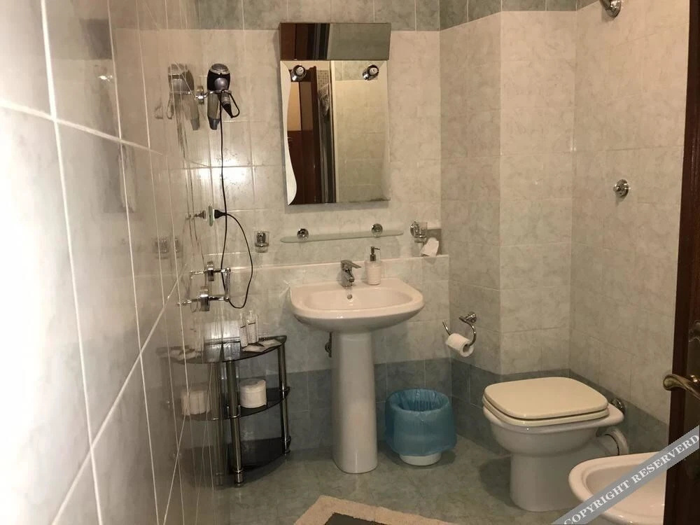 Guest House 64