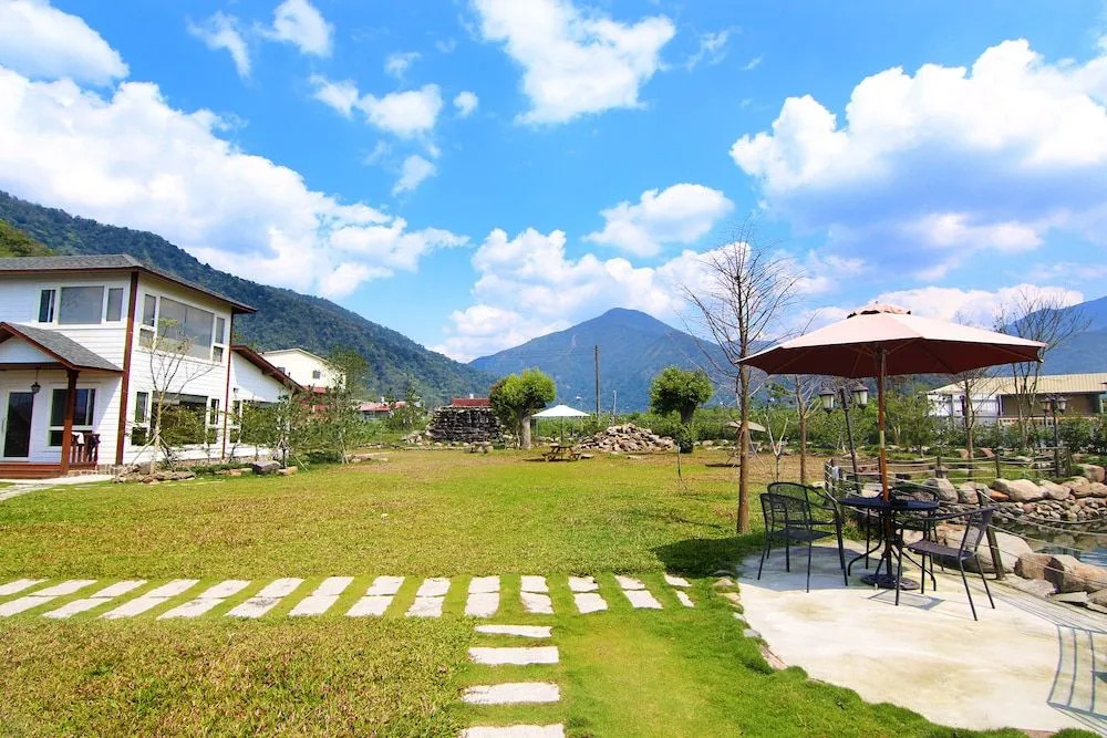 Feng Ge Xiao Zhan Homestay