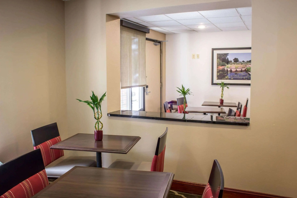 Clarion Pointe Durham Research Triangle Park