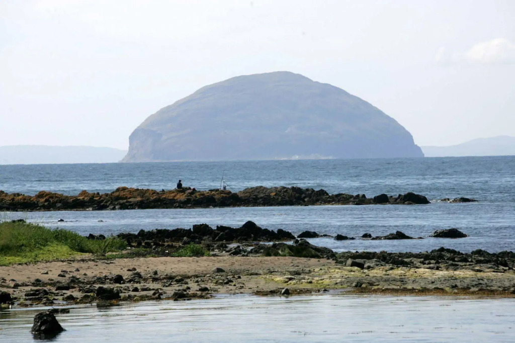 Woodland Bay Hotel