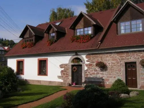 Apartmány V Zahradě