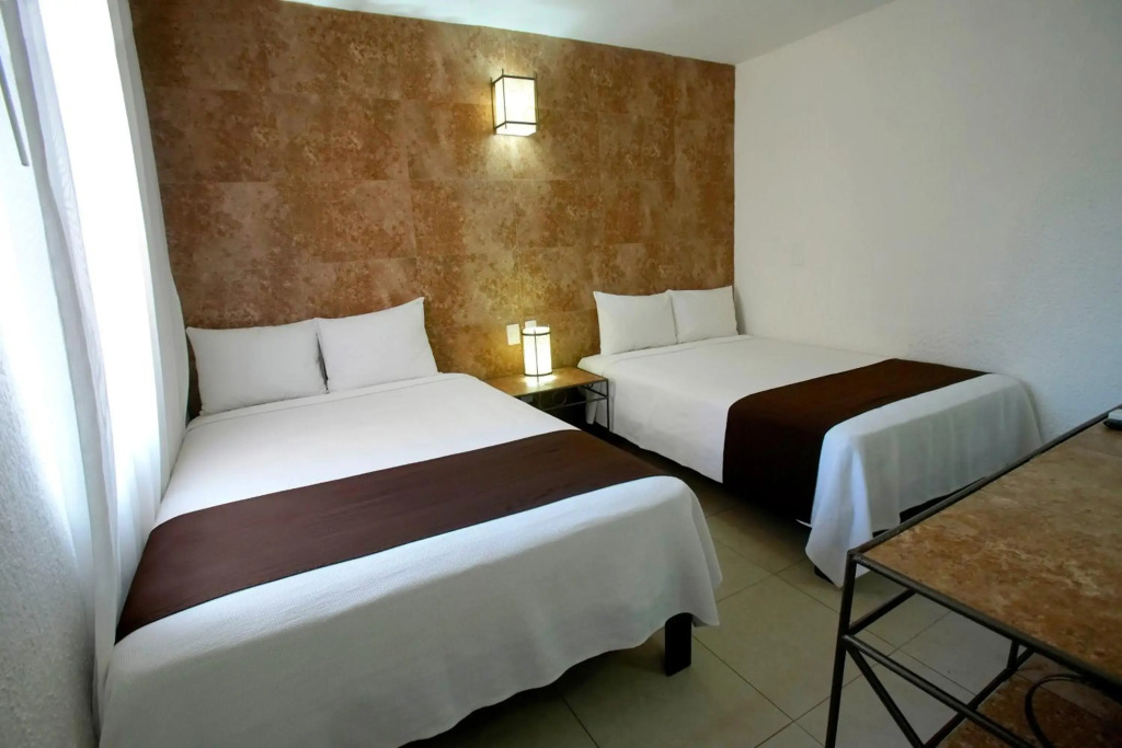 Отель Tukan Hotel Playa del Carmen