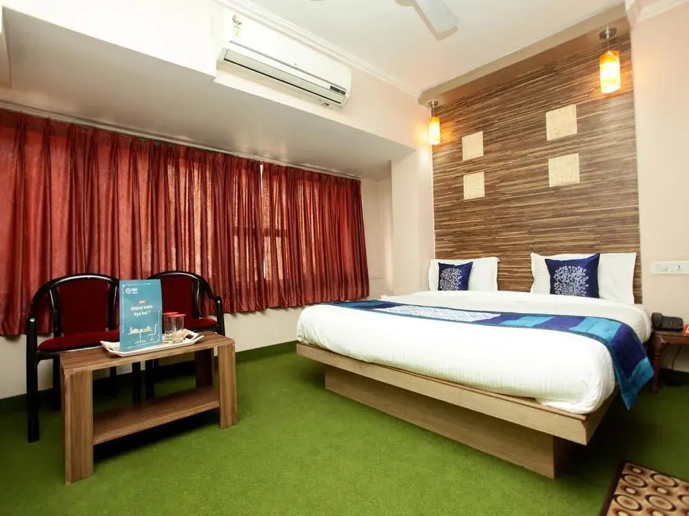 OYO 2289 Hotel Radha Palace