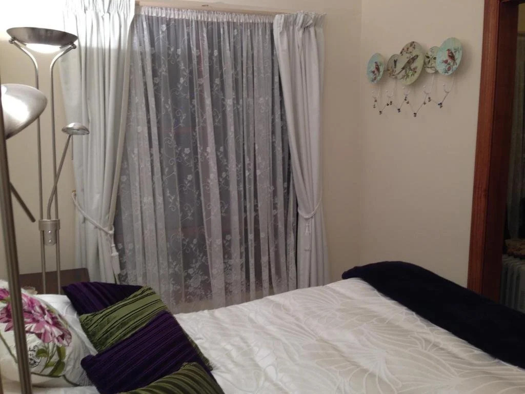Mornington Cherry Blossom Bedsit