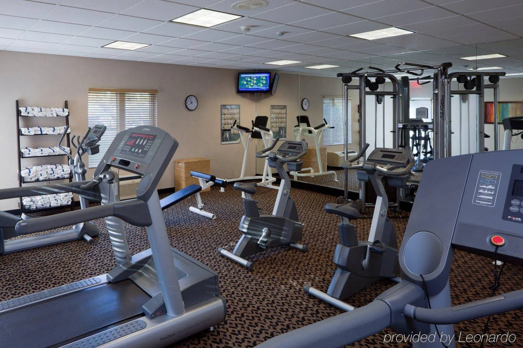 Holiday Inn Express Hotel & Suites Saginaw by IHG