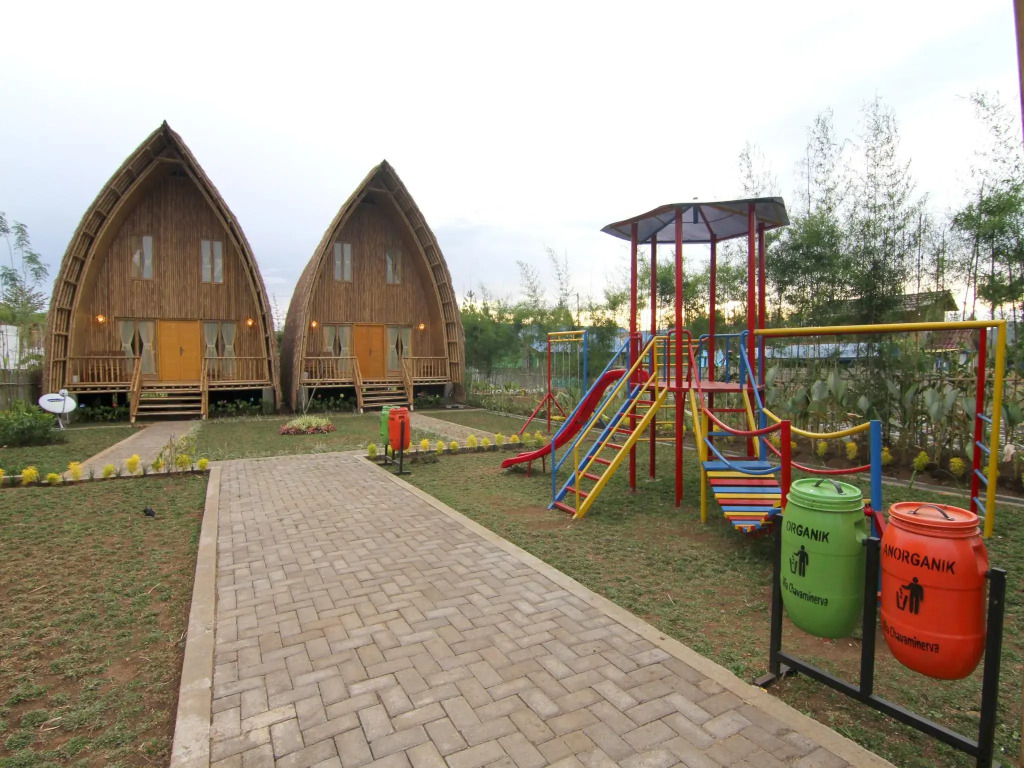 Villa ChavaMinerva Bambu - Lembang