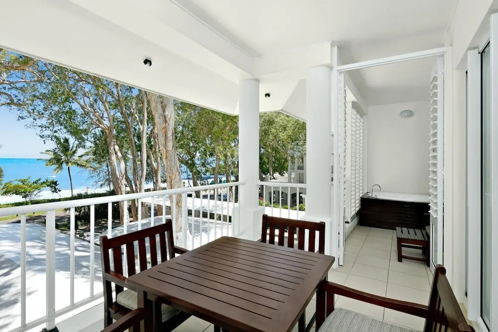 Peppers Beach Club Penthouse