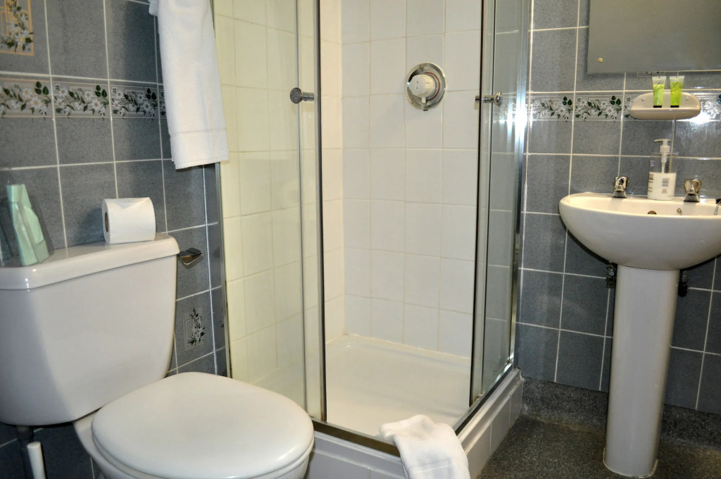Little Foxes Hotel & Gatwick Airport Parking