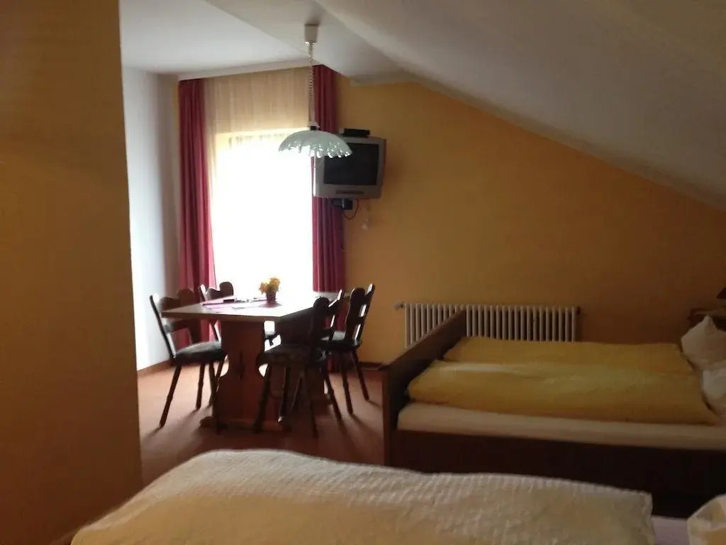 Gasthof Pension Sternknöckel