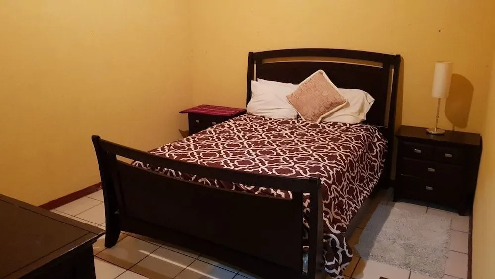 El Hotelito Antigua Center -Hostel