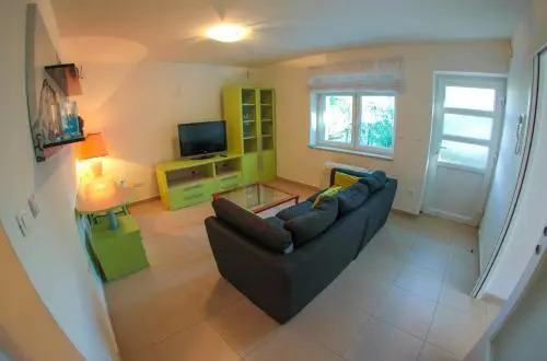 Apartment Pinus I