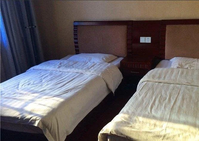 Red Sun Hotel