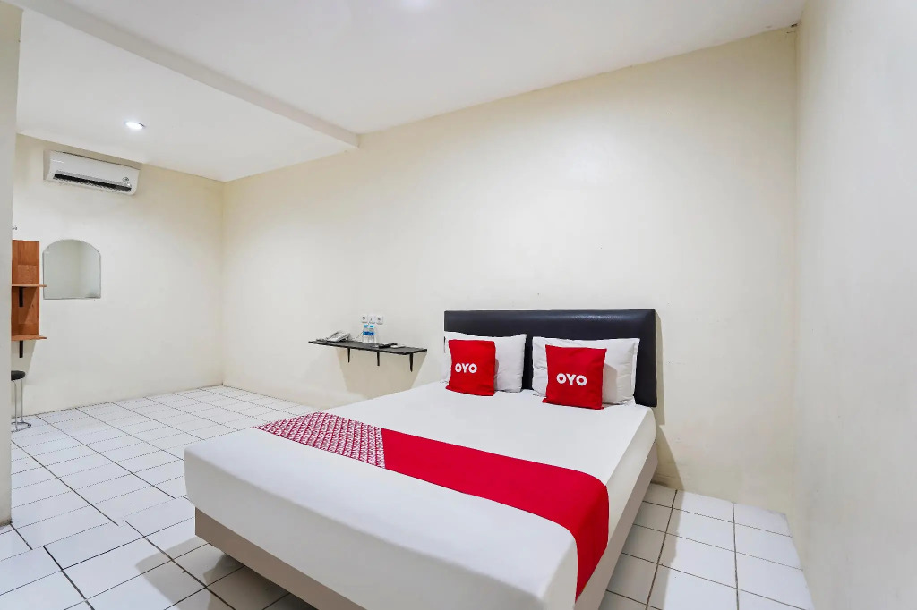 OYO 91035 De Ritz Residence
