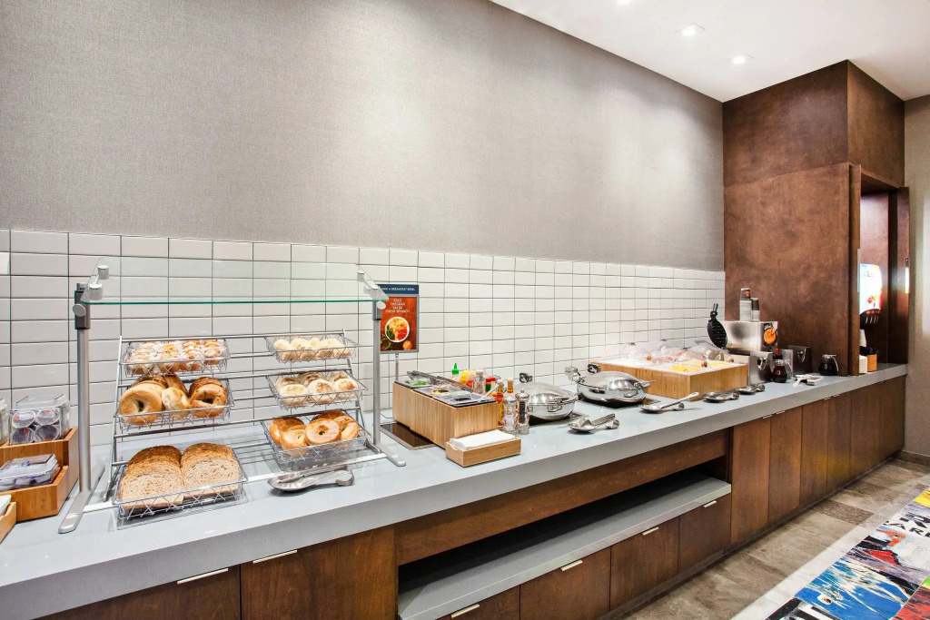SpringHill Suites by Marriott Escondido Downtown
