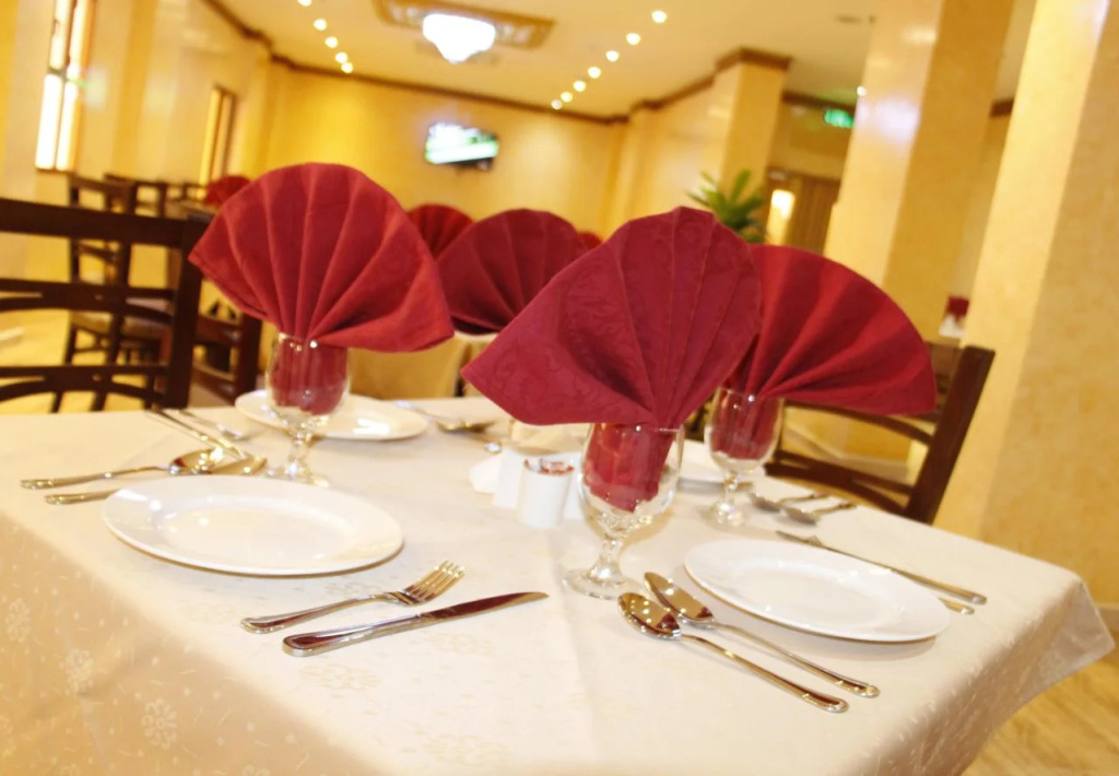 Riyam Hotel
