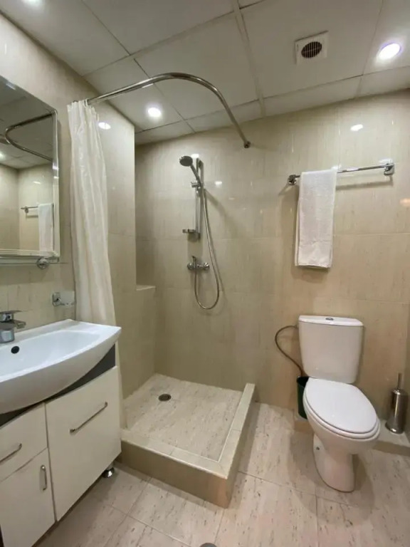 Yeznik Koghbatsi - Amiryan crossroads 1 bedroom Comfy apartment KO110