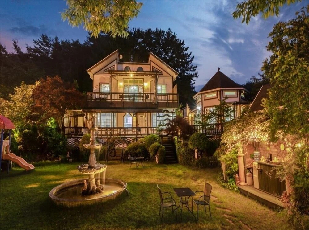 Taean SeIp Clover Pension