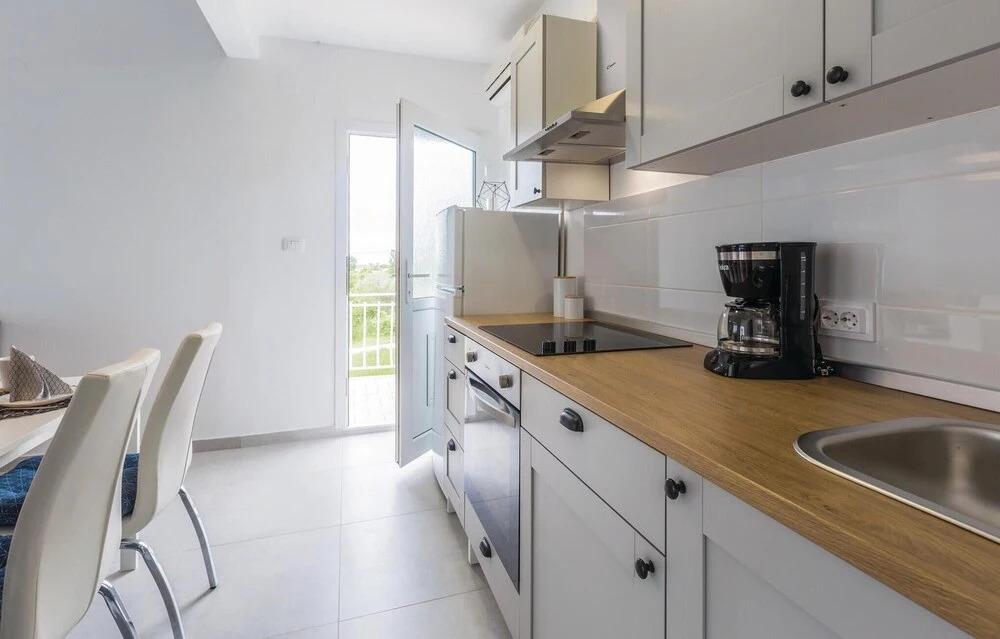 Awesome Apartment in Porec With 1 Bedrooms