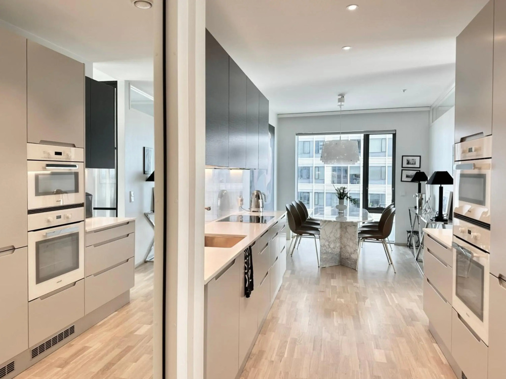 Luxury Skyscraper Apartment with Amazing view over Helsinki