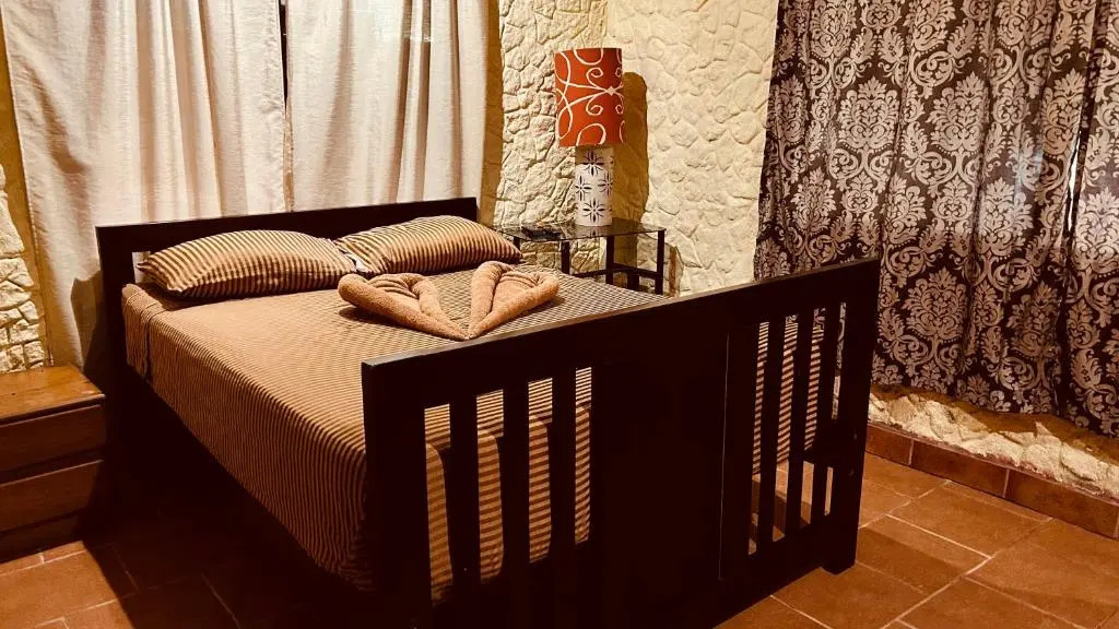 Casa Encantada offers you Two-Bedroom House, 1 Tiny Apartment & 3 Double Rooms