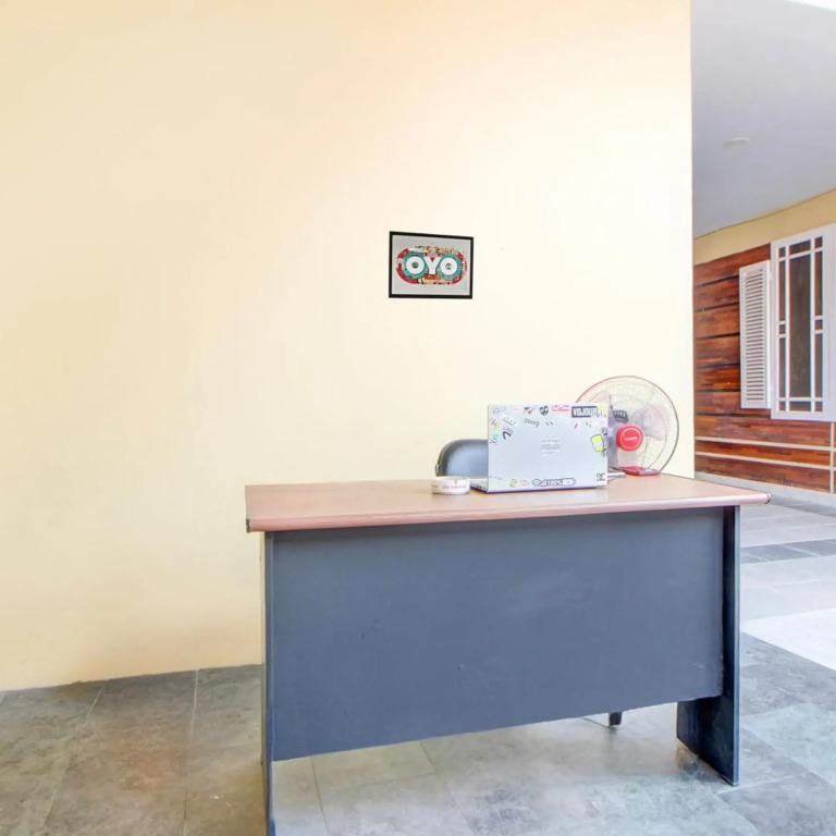 Hotel O Stasiun Tegal Near Alun-Alun  Formerly Ameera Guest House