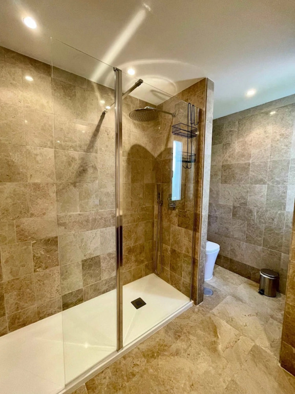 Modern 3 Bedroom Pool Access Apartment F-7