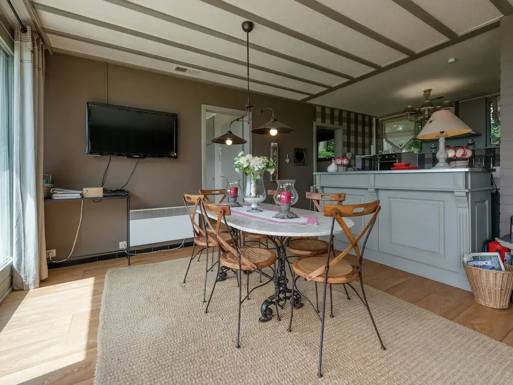 Bungalow by High Fens Trails