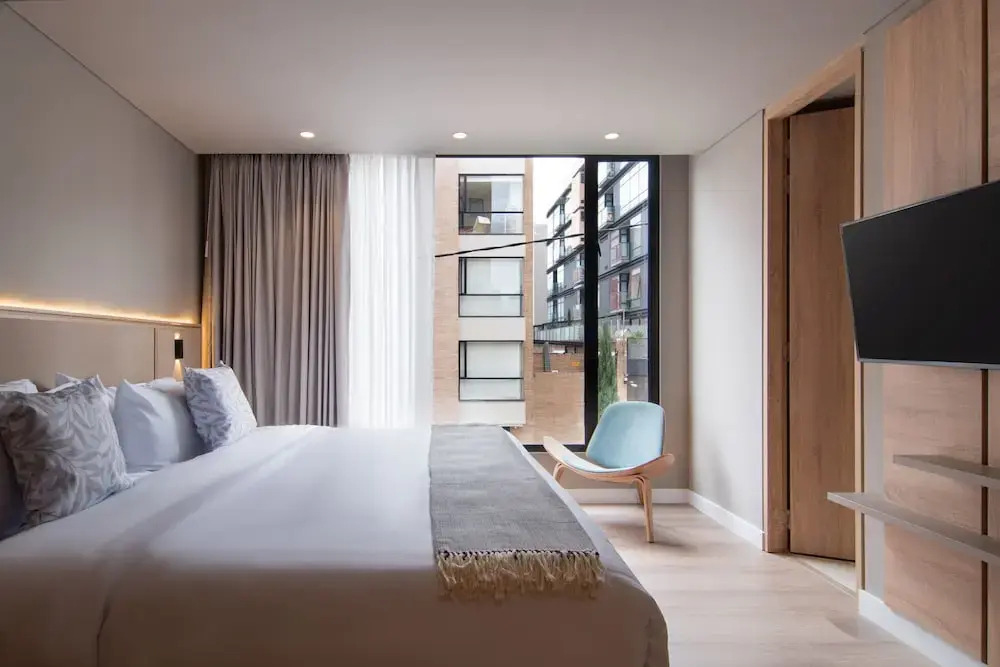 w Charming 2BR w Fantastic Deco in Unicentro