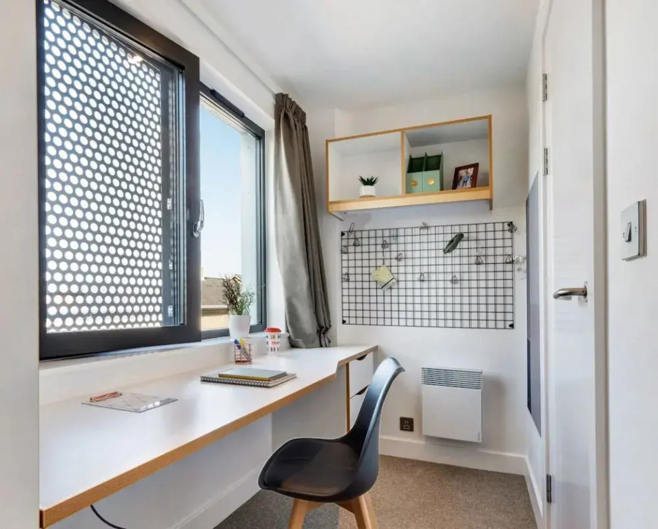 For Student Only Magdalen Street at Colchester - Campus Accommodation