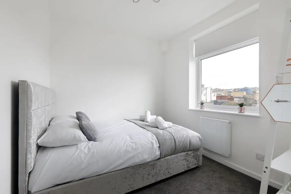 Modern Central Laines 2 Bed In The City