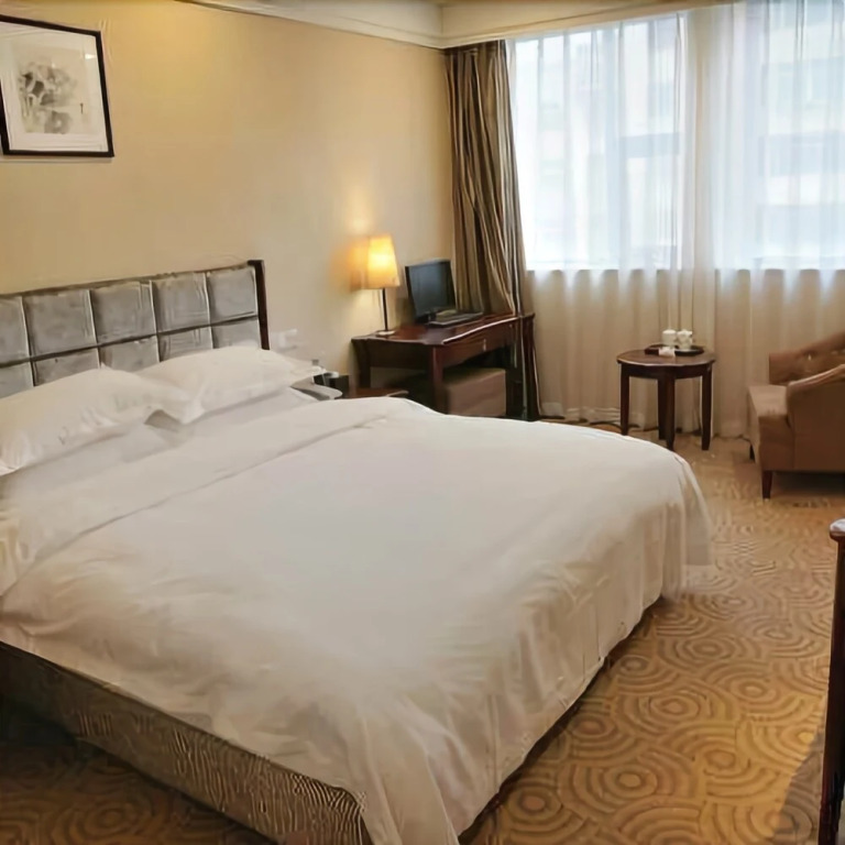 Taibei Holiday Hotel