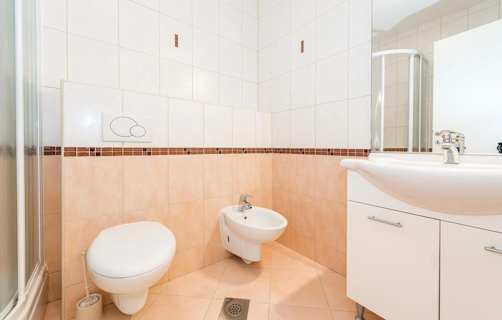 Five-Bedroom Holiday Home In Rogoznica